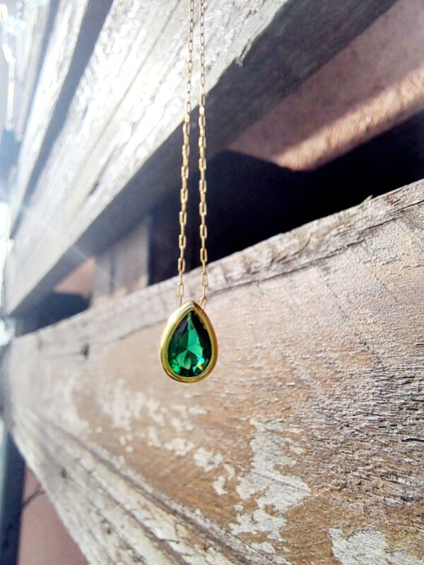 Collier Amelia